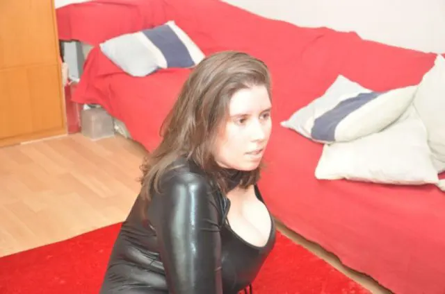 Elona30 image 0